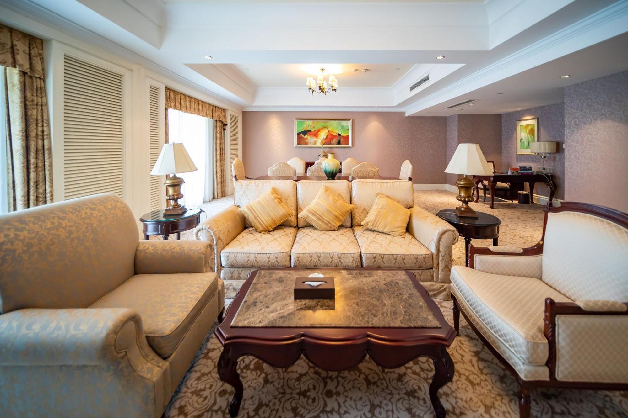 Crowne Plaza Ocean Spring Resort By Ihg Jimo Luaran gambar