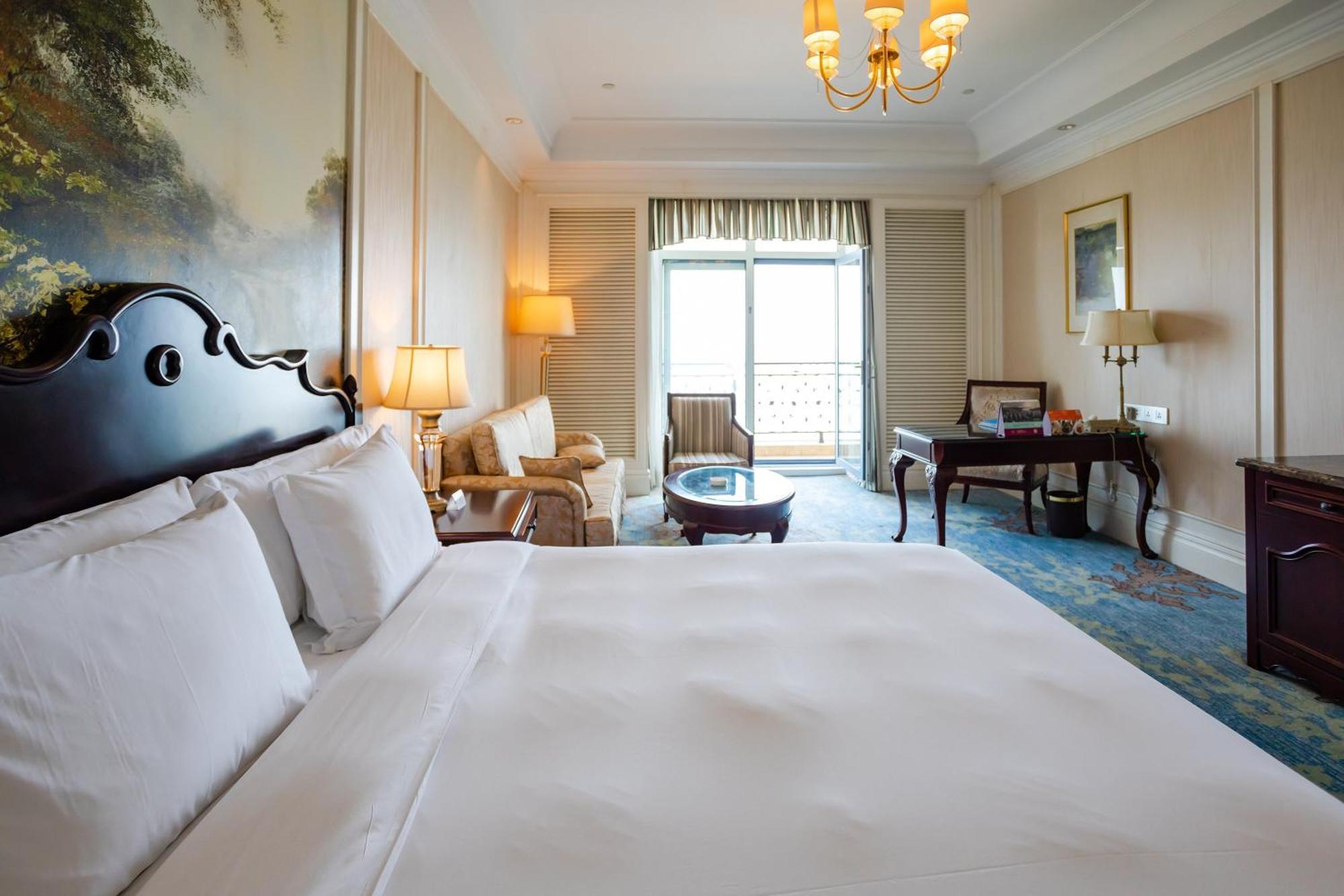 Crowne Plaza Ocean Spring Resort By Ihg Jimo Luaran gambar