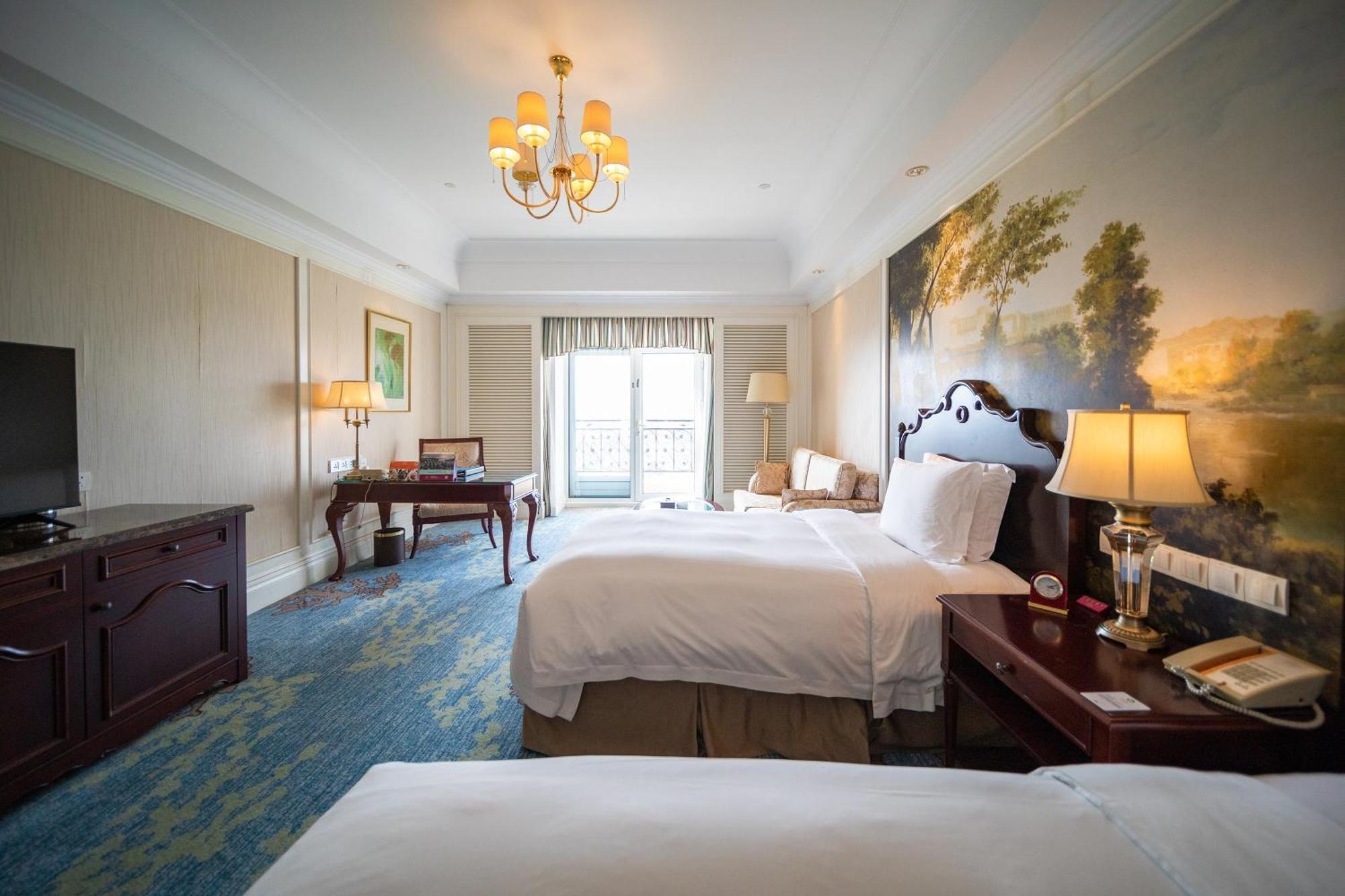 Crowne Plaza Ocean Spring Resort By Ihg Jimo Luaran gambar