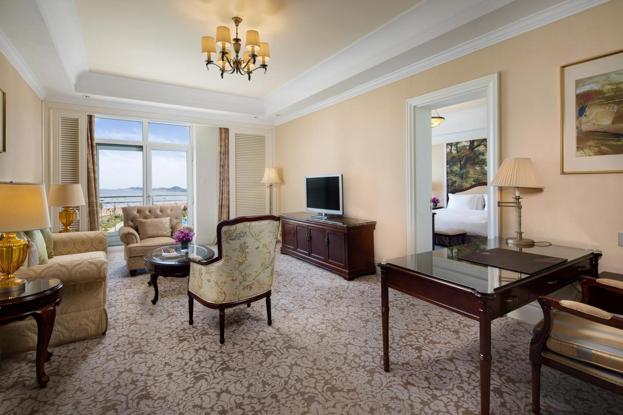 Crowne Plaza Ocean Spring Resort By Ihg Jimo Luaran gambar