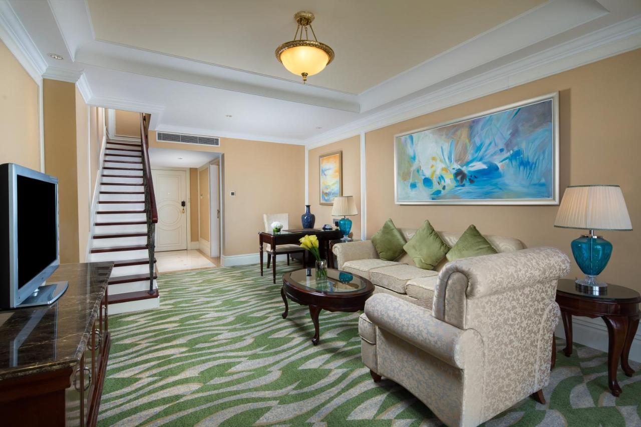 Crowne Plaza Ocean Spring Resort By Ihg Jimo Luaran gambar